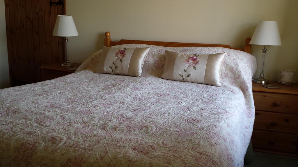 Strawberry Cottage B&B Хедж Енд Стая снимка